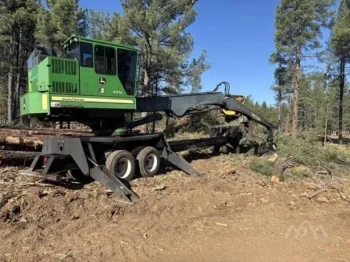 John Deere 437E