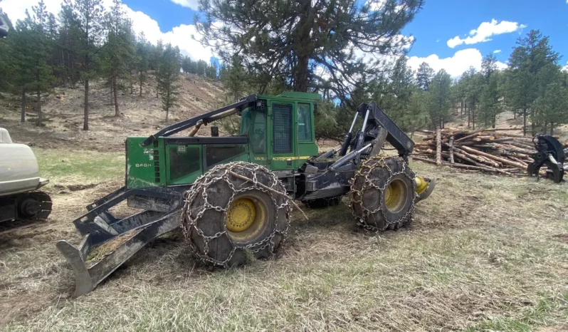 John Deere 848H