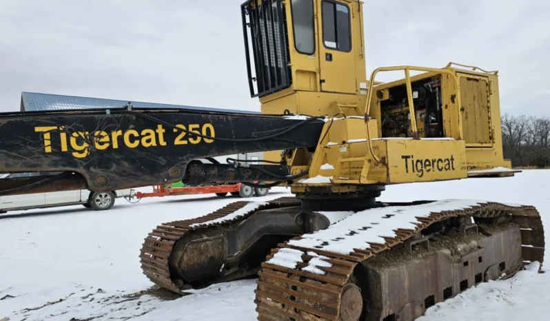 Tigercat 250T
