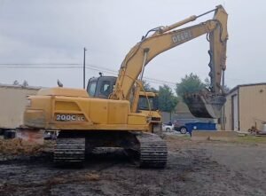 Deere 200C LC for sale
