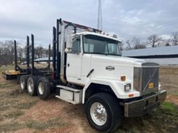 Autocar Log Truck