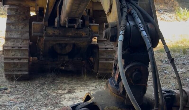 
								Cat D6T XL full									