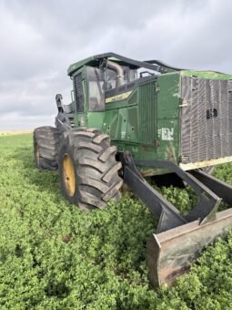 Deere 648L