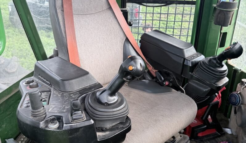 
								Deere 648L full									