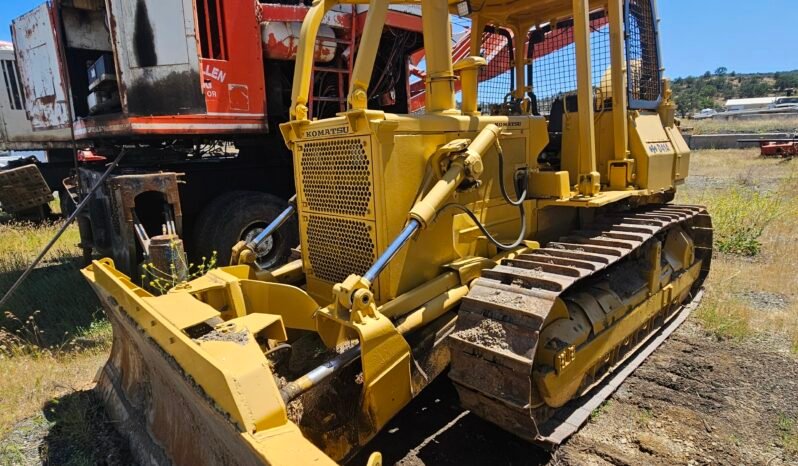 
								1990 Komatsu D41A full									