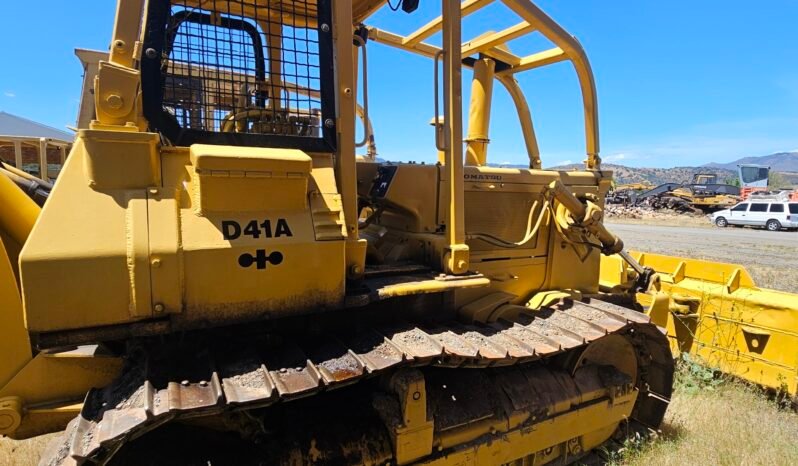 
								1990 Komatsu D41A full									
